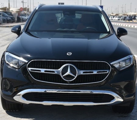 Mercedes Benz GLC 2023, photo 3 of 4