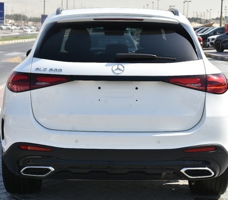 Mercedes Benz GLC 2023, photo 4 of 4