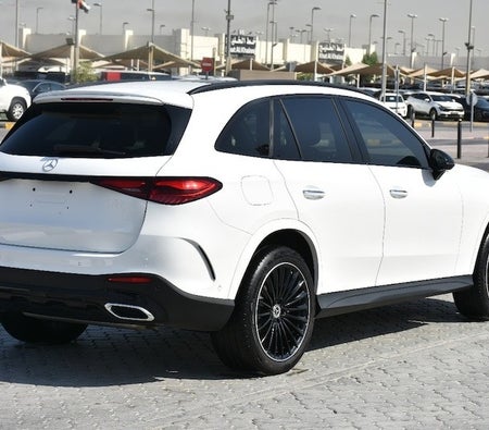 White Mercedes Benz GLC 2023