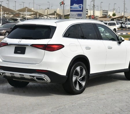 White Mercedes Benz GLC 2024