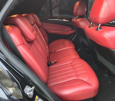 Black Mercedes Benz GLE 350 2018