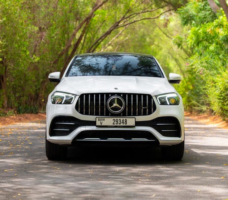 White Mercedes Benz GLE 53 2023