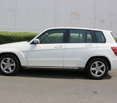 White Mercedes Benz GLK 250 2014
