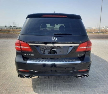 Black Mercedes Benz GLS 400 2018