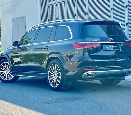 Mercedes Benz GLS580 2021, photo 2 of 4