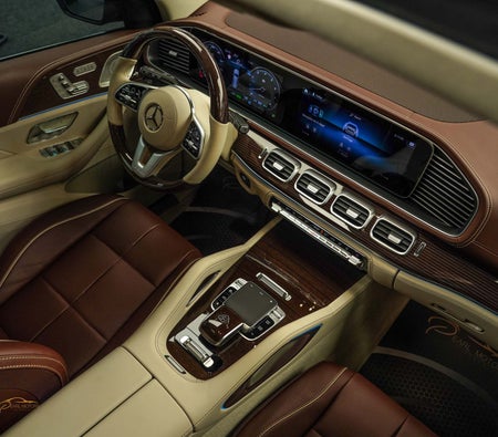 Grün Mercedes Benz Maybach GLS 600 2021