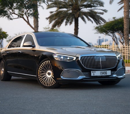 Mercedes Benz Maybach S680 2024