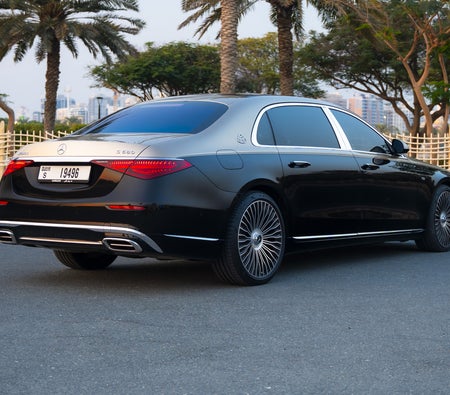 Mercedes Benz Maybach S680 2024