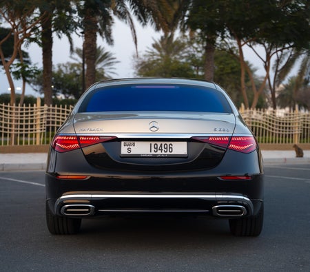 Mercedes Benz Maybach S680 2024