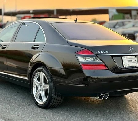 Black Mercedes Benz S600 L 2009