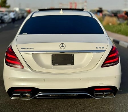 Bianca Mercedes Benz S63 AMG 4Matic Plus 2018