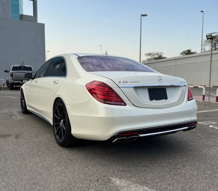 Mercedes Benz S63 AMG 2015, photo 2 of 4
