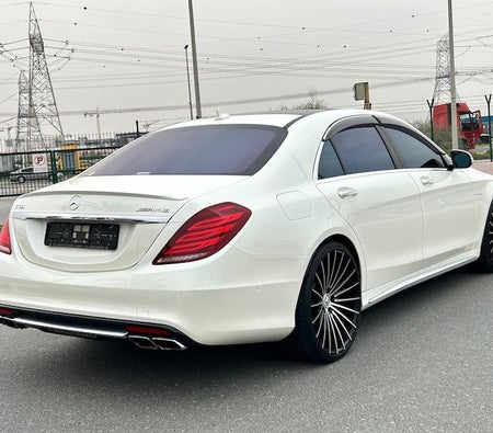 Mercedes Benz S63 AMG 2015, photo 4 of 4