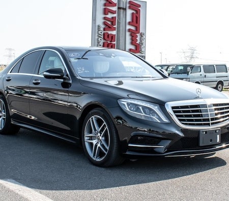 Black Mercedes Benz S400 2016