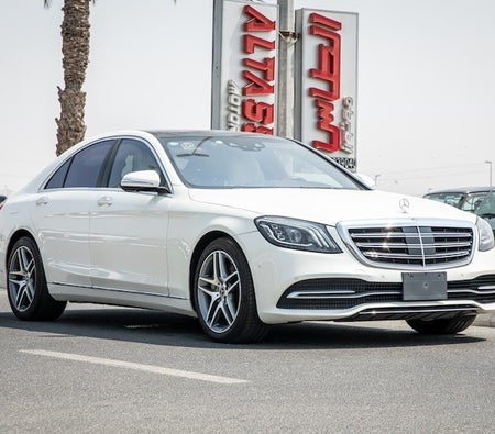 White Mercedes Benz S400 2019