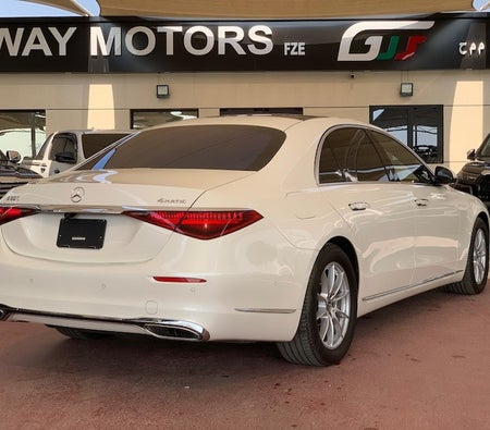 White Mercedes Benz S500 2021