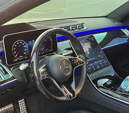 Mercedes Benz S580 2022, photo 2 of 4