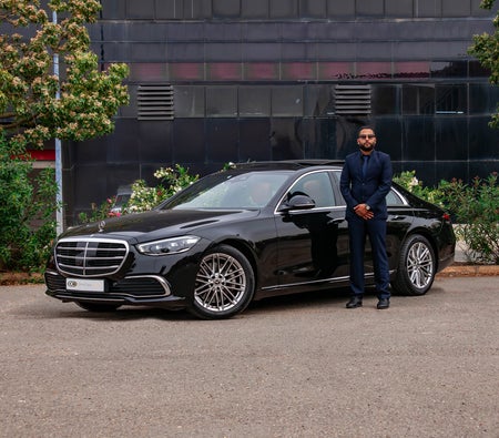 Black Mercedes Benz S350 D 2024 Black Mercedes Benz S350 D 2024