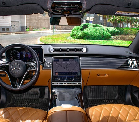 Black Mercedes Benz S350 D 2024