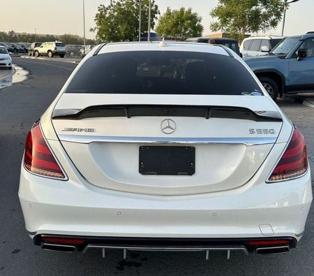 White Mercedes Benz S400 2016