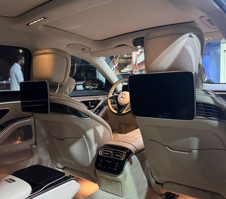 Black Mercedes Benz S500 2024 Black Mercedes Benz S500 2024
