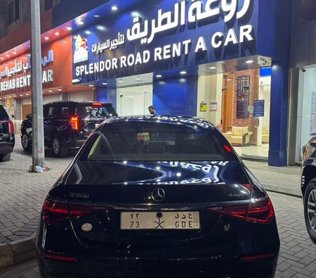 Black Mercedes Benz S500 2024