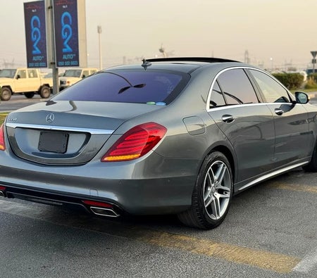 Gray Mercedes Benz S550 2016