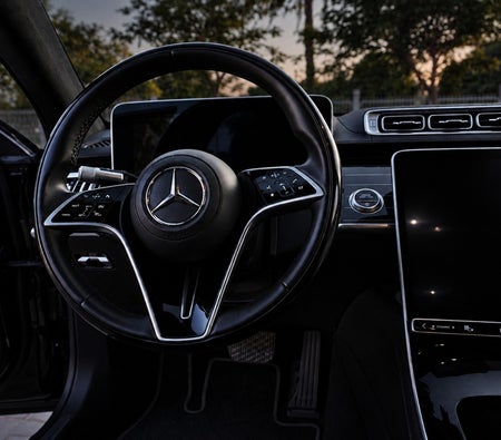 Noir Mercedes Benz S580 2023