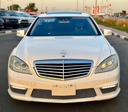 Mercedes Benz S63 AMG 2010, photo 3 of 4