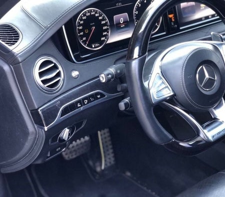 Black Mercedes Benz S63 AMG 2016
