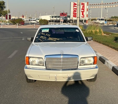 Mercedes Benz SEL 560 1988, photo 3 of 4