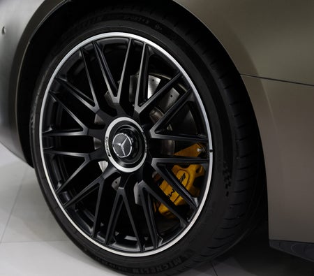Mercedes Benz SL63 AMG 2023, photo 3 of 4