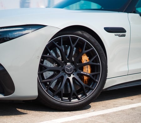 Mercedes Benz AMG SL 63s E Performance 2024