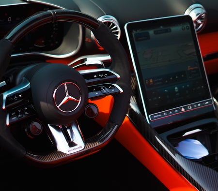 Mercedes Benz AMG SL 63s E Performance 2024