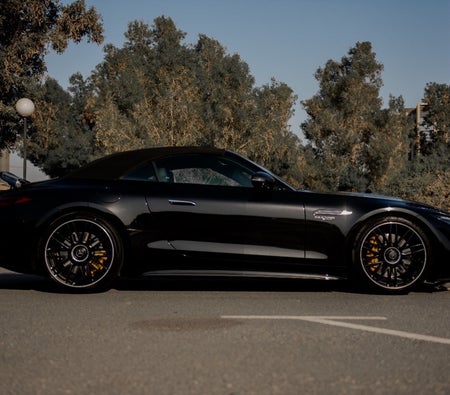 Mercedes Benz SL 63 AMG 2025