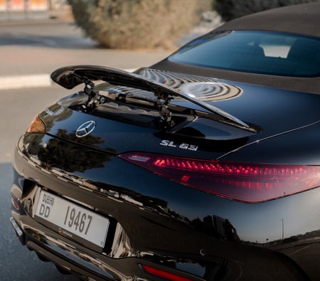 Mercedes Benz SL 63 AMG 2025
