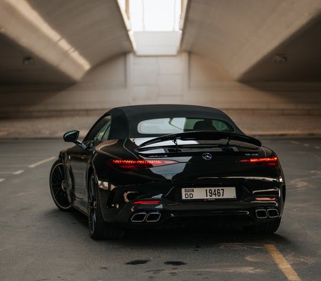 Negro Mercedes Benz SL63 AMG 2025