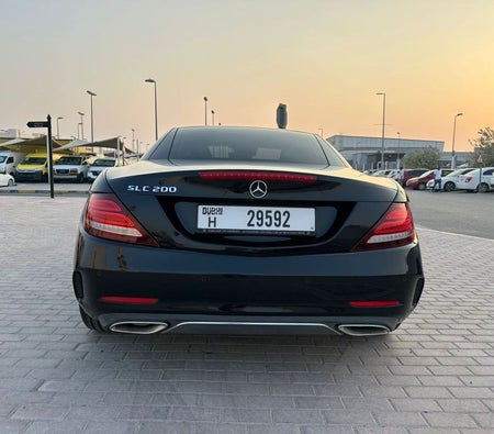 Mercedes Benz SLC 200 2018, photo 3 of 4