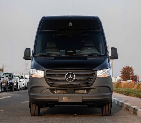 Mercedes Benz Sprinter 2026, photo 2 of 4