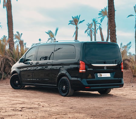 Schwarz Mercedes Benz V-Klasse 2023