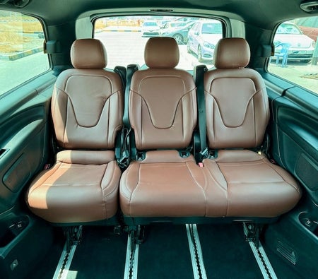 Mercedes Benz V250 2019, photo 4 of 4