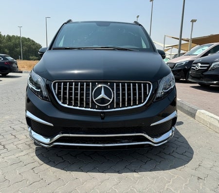 Mercedes Benz V250 2019, photo 2 of 4