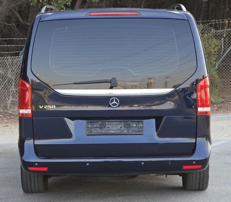Mercedes Benz V250 2020, photo 4 of 4