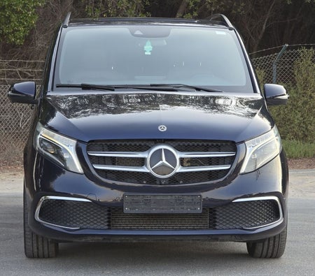 Mercedes Benz V250 2020, photo 2 of 4