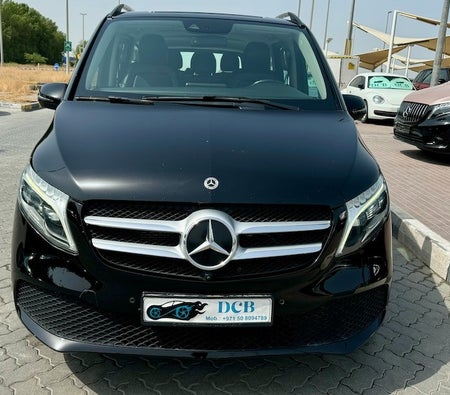 Mercedes Benz V250 2022, photo 2 of 4