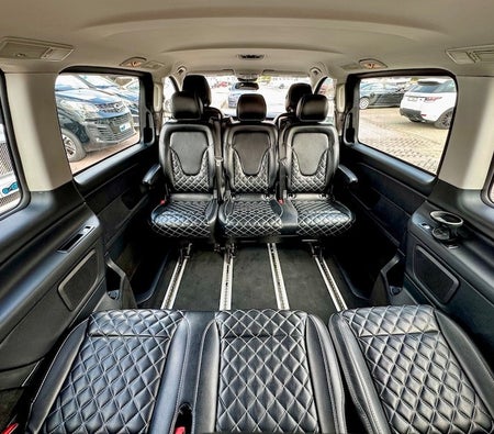 Mercedes Benz V250 2023, photo 3 of 4