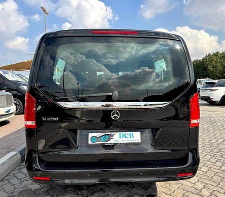 Mercedes Benz V250 2023, photo 4 of 4