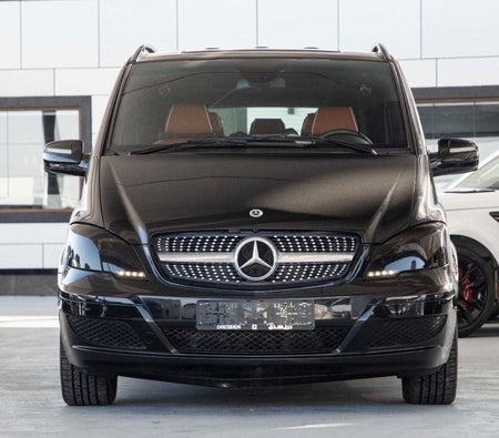 Mercedes Benz Viano 2013, photo 2 of 4