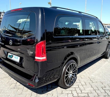 Black Mercedes Benz Vito 2019