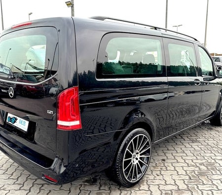 Black Mercedes Benz Vito 2019